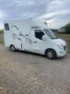 Camion VL 2 Chevaux Renault Master