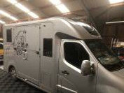 STX - HORSEBOX - 5 places