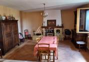 Maison d'habitation et d&eacute;pendances sur 3 hectares agricoles- Pr