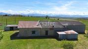 Maison d'habitation et d&eacute;pendances sur 3 hectares agricoles- Pr
