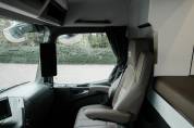 Camion poids lourds Krismar 9 chevaux stalles