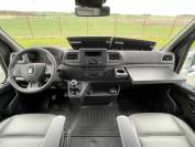 Kleine paardenvrachtwagen (B rijbewijs) Renault Master 2022 Nieuw