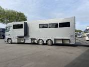 Camión para caballos AKX  2023 Nuevo