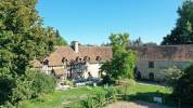 Gîte de Groupe et Centre Équestre à Deux Pas du Château de C