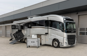 Camión para caballos Krismar PROFESSONAL / EXCLUSIF  2023 Nuevo