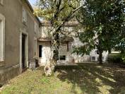 Jolie maison à rafraichir avec grange sur 3ha en bordure du Lot