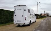 CAMION VL CHEVAUX RENAULT MASTER CAISSE BARBOT STALLES 