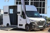 Kleine paardenvrachtwagen (B rijbewijs) Renault Master 2021 Tweedehands