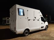 Kleine paardenvrachtwagen (B rijbewijs) Renault Renault master 3 2021 Tweedehands