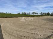 FERME EQUESTRE DE 8,5 HA - GELACOURT