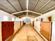 PROPRIETE EQUESTRE SUR 5,44 HA AVEC BOXES