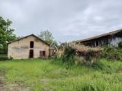 ANCIENNE FERME EN RUINE AVEC 14 HA DE FONCIER