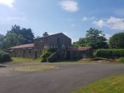 Jolie propriété équestre, 2 maisons, 15 hectares