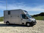 Location Camion VL Opel Movano Stalles