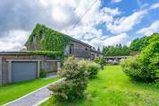 Ancienne Ferme - terrain de 1,9 hectare + boxes chevaux