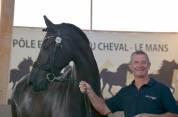 Jument frison Tara King 3 ans
