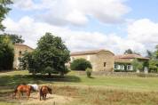 PROPRIETE EQUESTRE SUR 32 HA DANS LE GERS