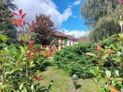 En Creuse, proche d'une Ville touristique, cet ensemble de carac