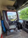 Vend camion renault porteur + caisse chevaux