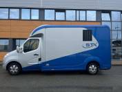 VL STX RENAULT MASTER 2016 HORSEBOXES 165 CH / VENDU