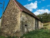 Aux confins de la Creuse et du Puy-de-Dôme, propriété bâtie