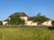 TRÈS BELLE STRUCTURE ÉQUESTRE DANS LES YVELINES