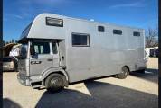 Camion chevaux 4/5 places + home car 