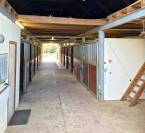 PROPRIETE EQUESTRE - BOXES - MANEGE CARRIERE - PRAIRIE