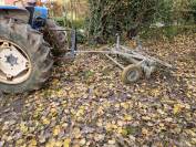 Tracteur Iseki , avec herse Ekeep 