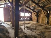 Ferme sur les hauteurs de Mo&ucirc;tiers