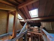 Ferme sur les hauteurs de Mo&ucirc;tiers