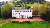 Château et Domaine Viticole - BEAUJOLAIS