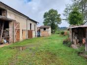 Corps de ferme sur 18ha avec plantation de Douglas