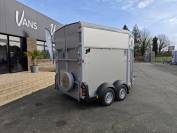 Van Ifor Williams HB511 pour 2 grands chevaux 