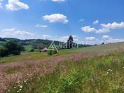 En Corrèze, à l'écart du voisinage, à rénover ensemble de b