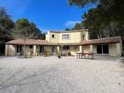 Alpilles - magnifique domaine de 6,5 hectares