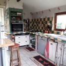 1 maison , 2 dépendances sur 4,5 hectares label bio