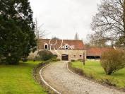 RARE: Bastide de 3 hectares aux portes de Falaise