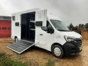 Renault Master - Stall