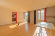 Ferme équestre : maison de 237 m² habitables, terrain d