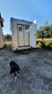 van chevaux groom gris alu en stalles