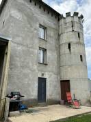 42 ha,  maison et 2 grands hangars Bourgogne
