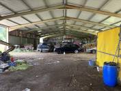 42 ha,  maison et 2 grands hangars Bourgogne