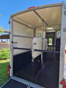 Van IFOR WILLIAMS  HB506