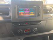 UNIQUE Vente Renault Master THEAULT 5 places 