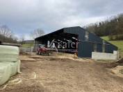 PROPRIETE HISTORIQUE EN PIERRE 44 hectares