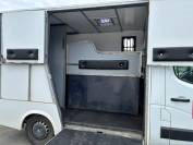 Kleine paardenvrachtwagen (B rijbewijs) AP Petit Renault Master III 2018 Tweedehands