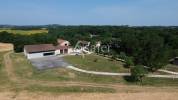 Très jolie propriété en pierre touristique et agricole
