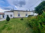 Demeure historique - Gites 3,6 ha - 30 mn LA ROCHELLE 