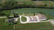 Demeures de CHARME avec ETANG + 50 hectares de terres agricoles
